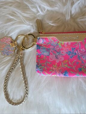 EUC Lilly Pulitzer ID Holder Wallet w/ Wrist Strap/ Keychain